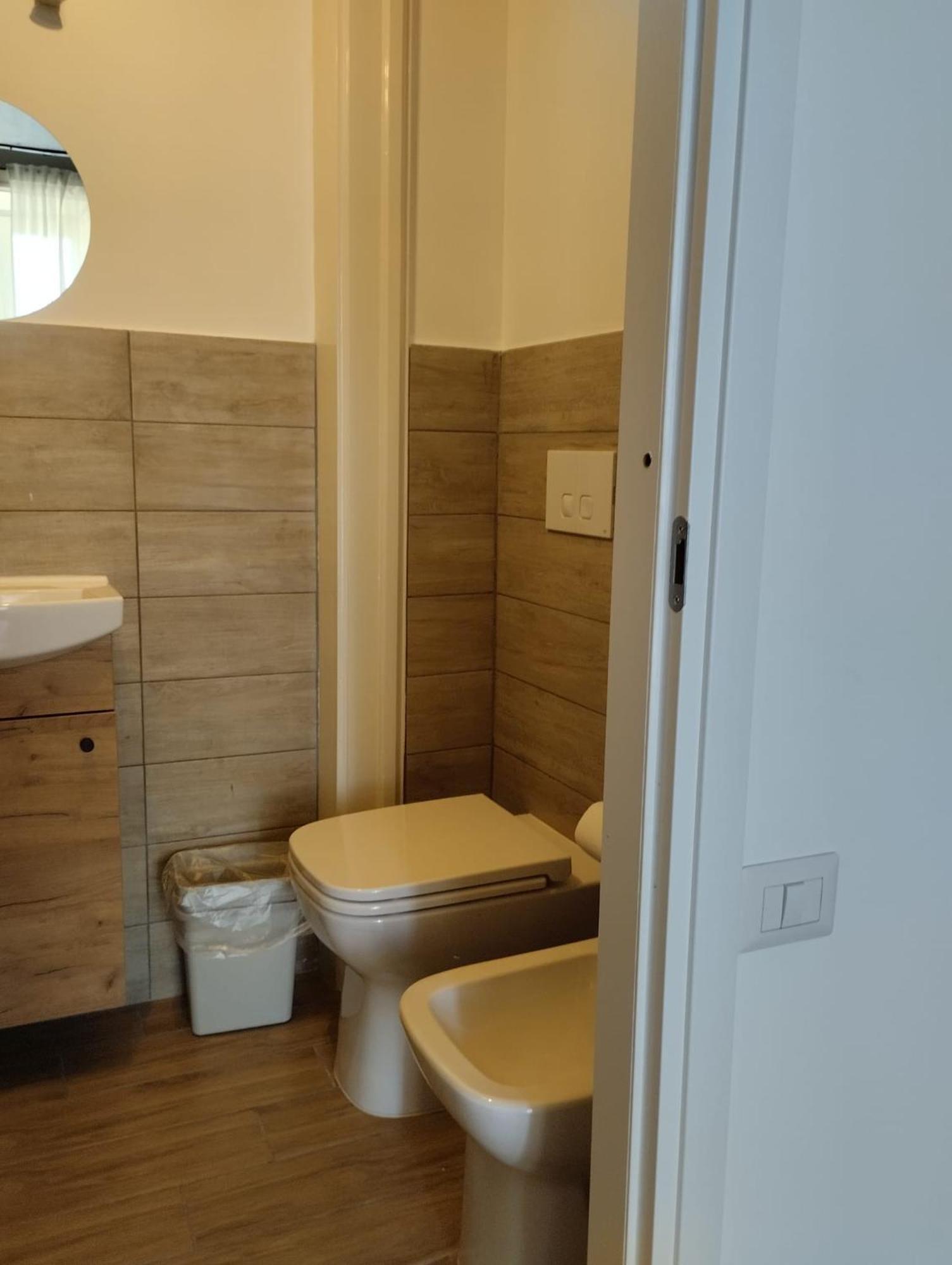 Residence E Appartamenti Cavallerizza Неаполь Экстерьер фото