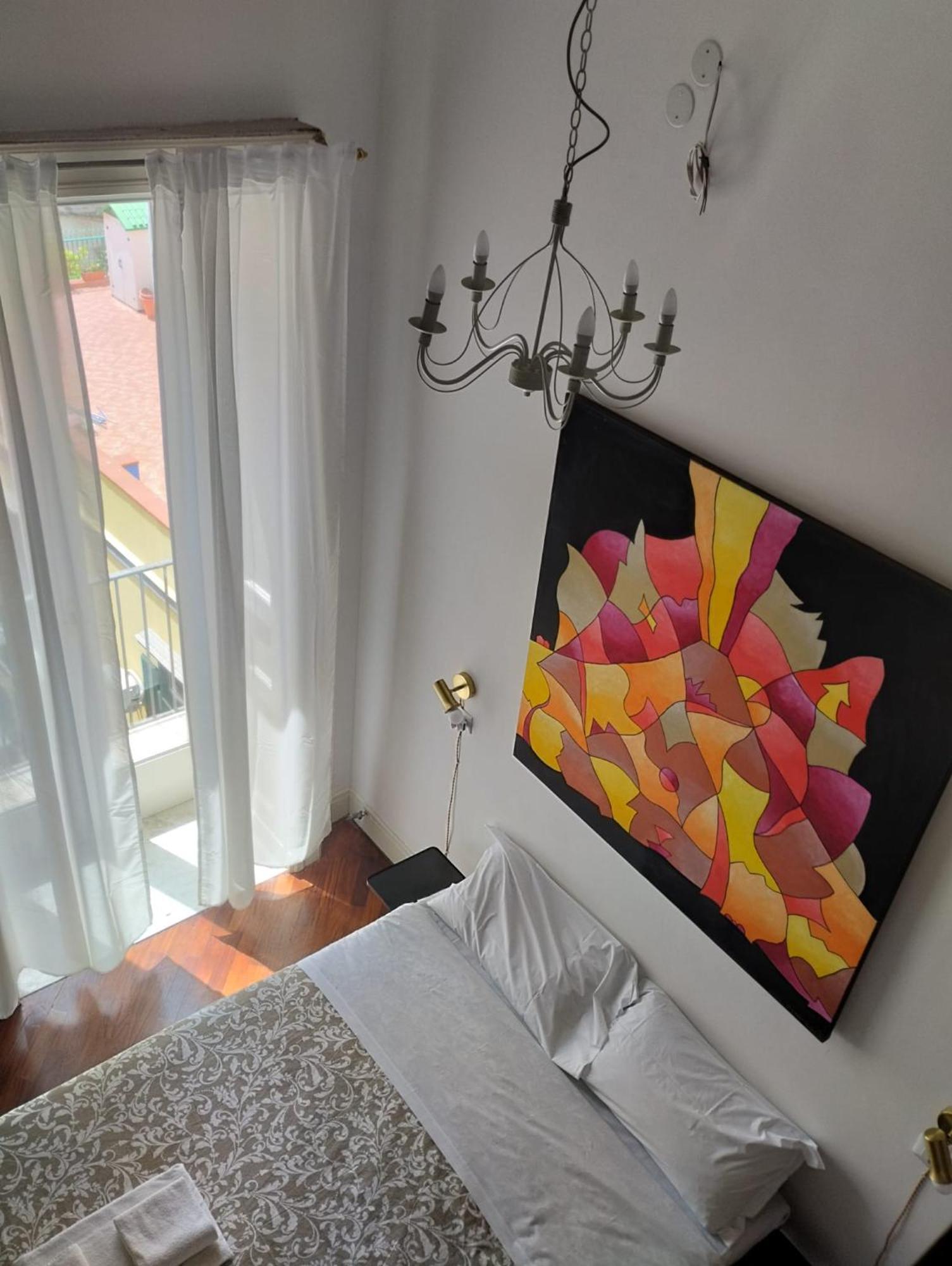 Residence E Appartamenti Cavallerizza Неаполь Экстерьер фото