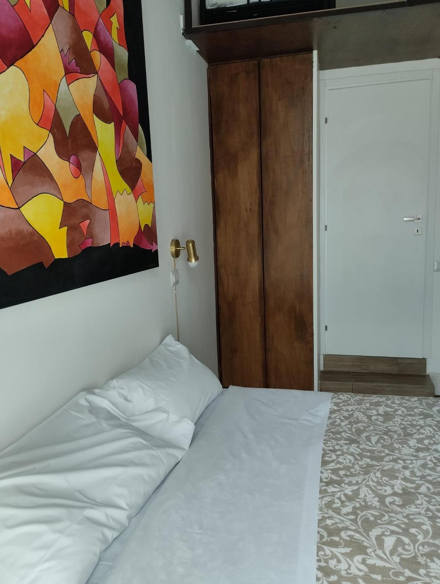 Residence E Appartamenti Cavallerizza Неаполь Экстерьер фото