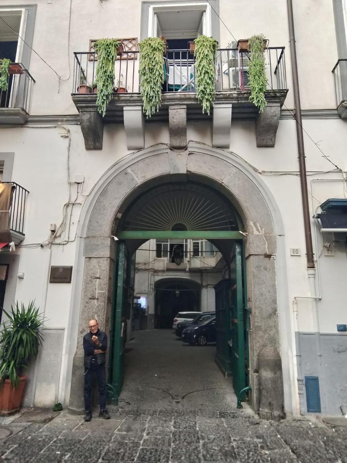 Residence E Appartamenti Cavallerizza Неаполь Экстерьер фото