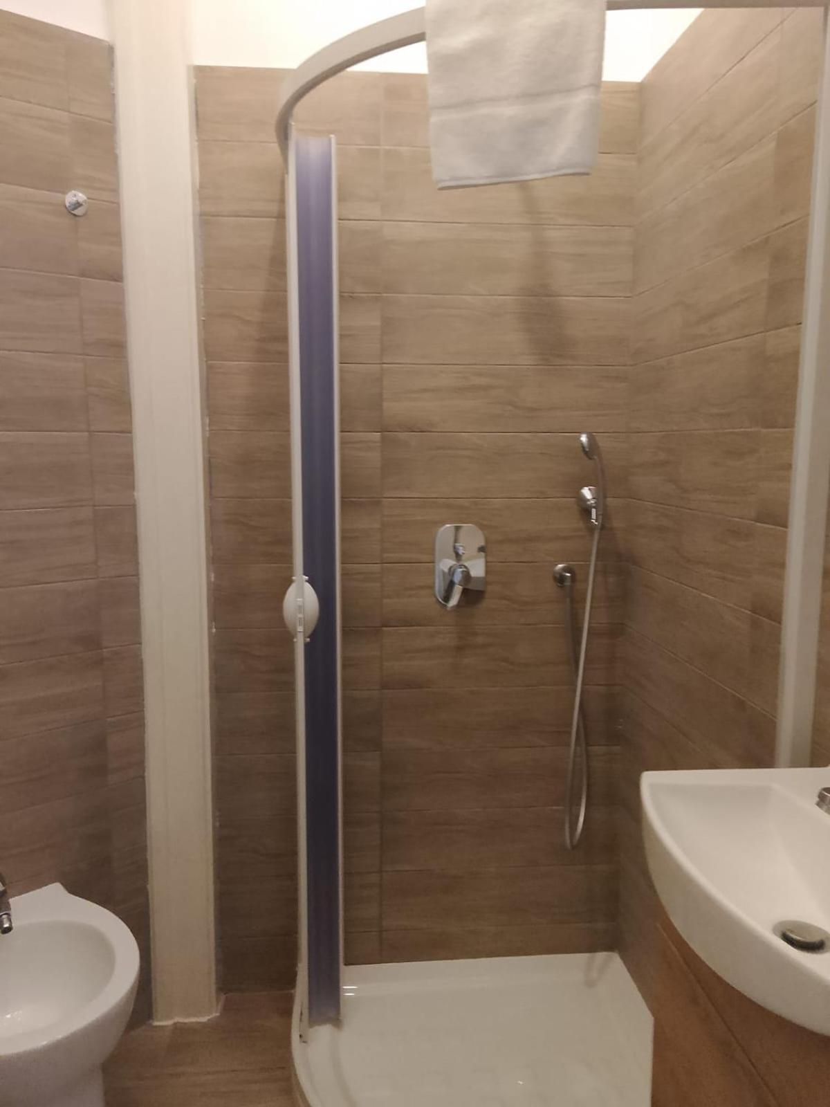 Residence E Appartamenti Cavallerizza Неаполь Экстерьер фото